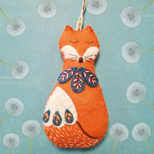 Folk Embroidered Fox - Felt Craft Kit