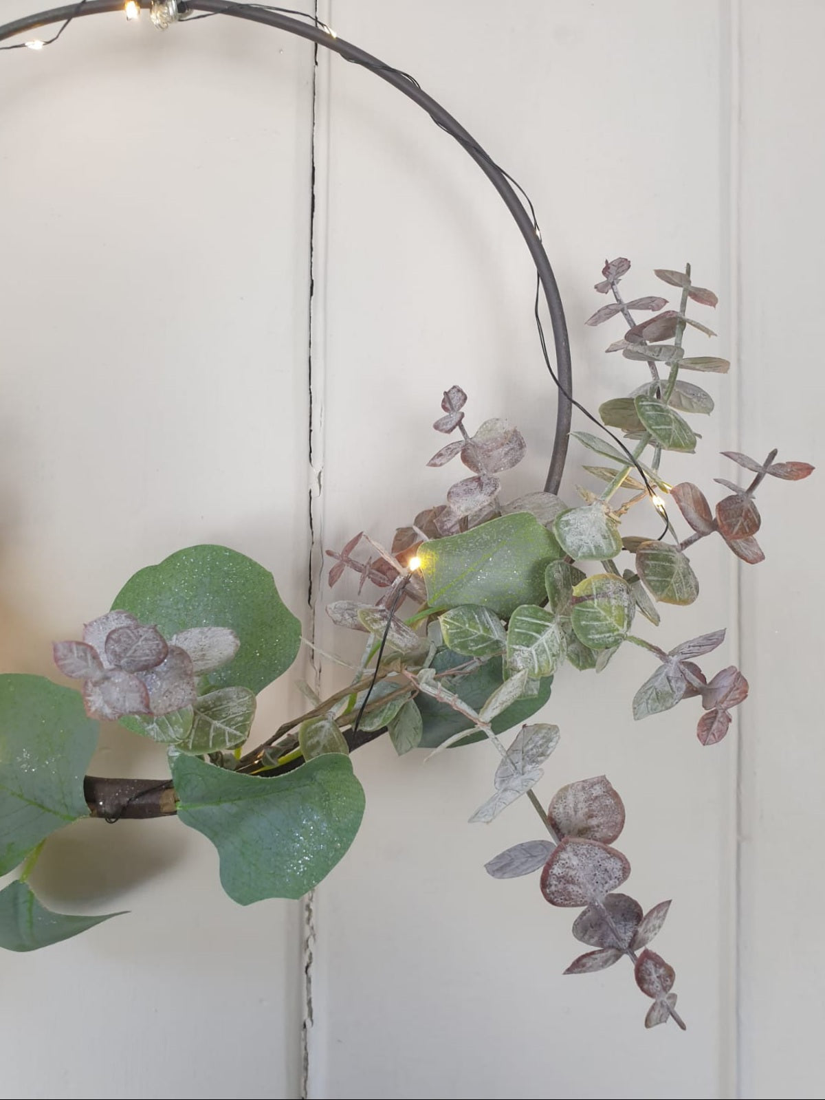 Hoop Wreath with green foliage - led lights
