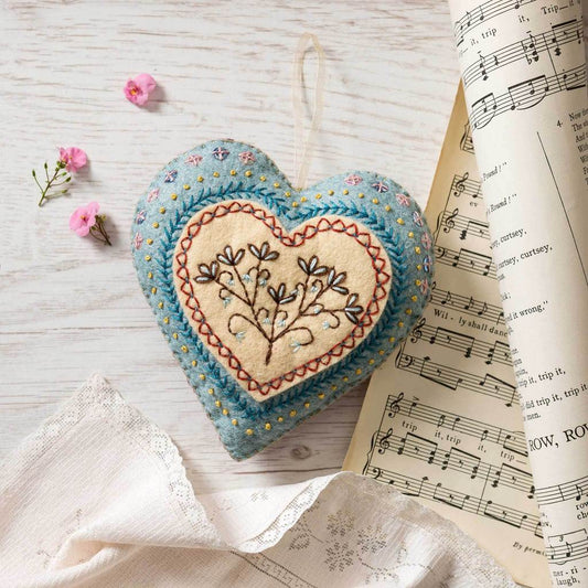 Felt Embroidered Heart Kit