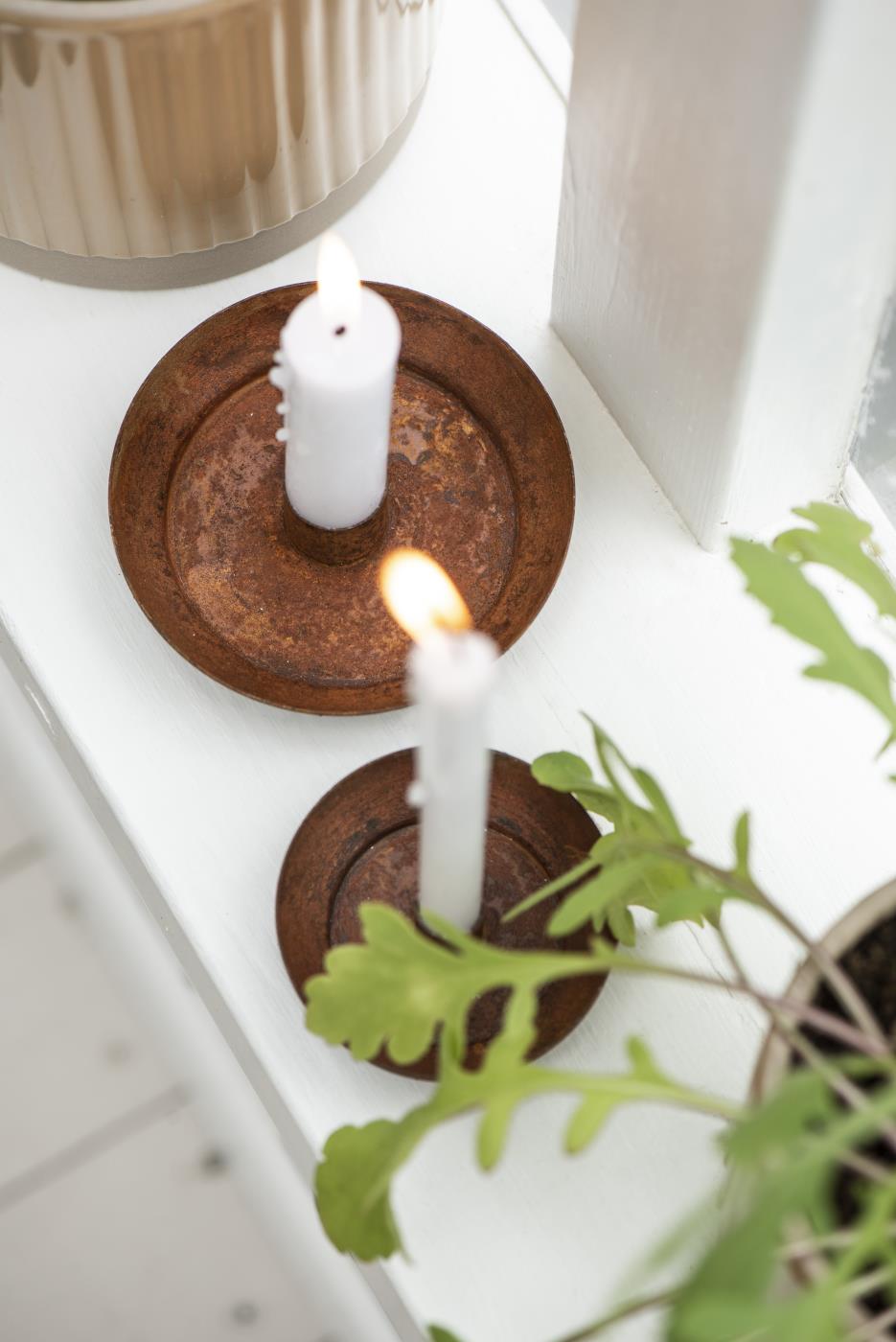 Candle holder for a dinner candle- in rust