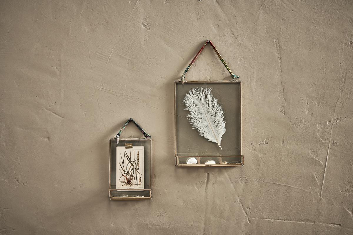Kiko Picture Frame with Shelf