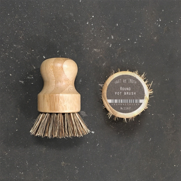 Round pot brush
