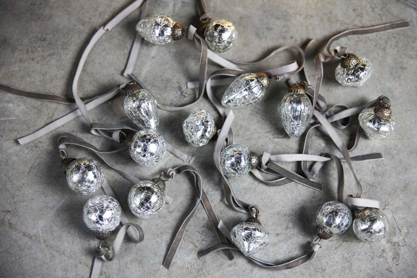 Adisa Bauble jar with 16 baubles- antique silver