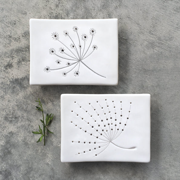 Porcelain soap dish / stand - Cow Parsley