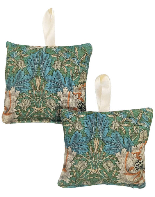 Hanging Lavender Sachet -Honeysuckle Seaspray
