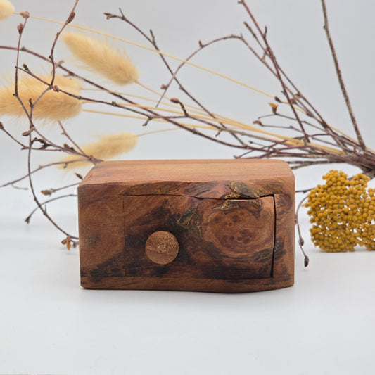 Natural edge wooden box - Elm Burr