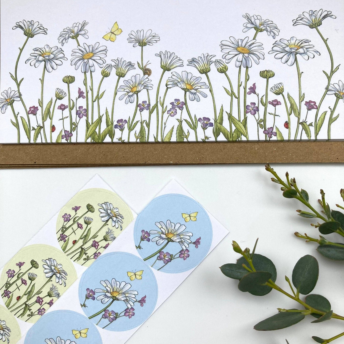 Writing Set- Daisies
