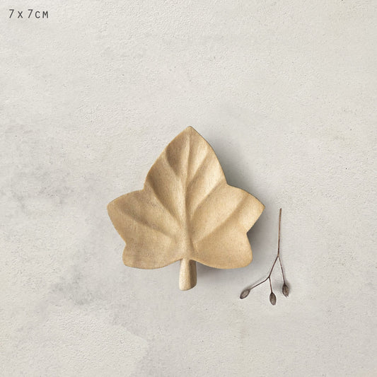 Handcarved Wooden bowl - Small leaf dish Ivy