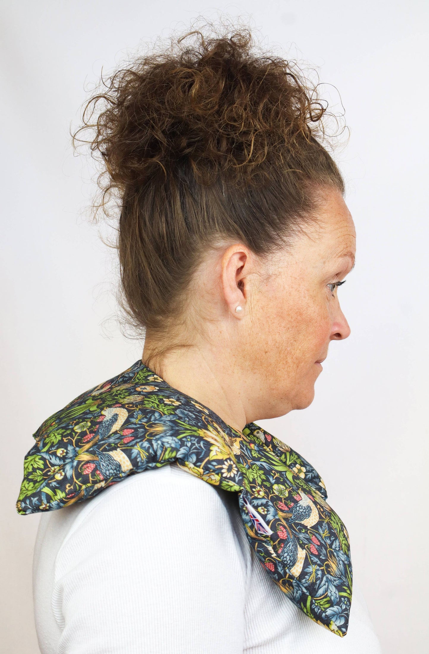 Neck & Shoulder Soothing Wrap-William Morris Strawberry Thief, Navy