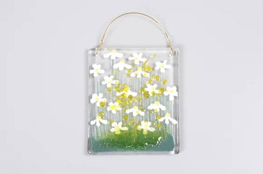 Handmade Fused Glass - Daisy Token