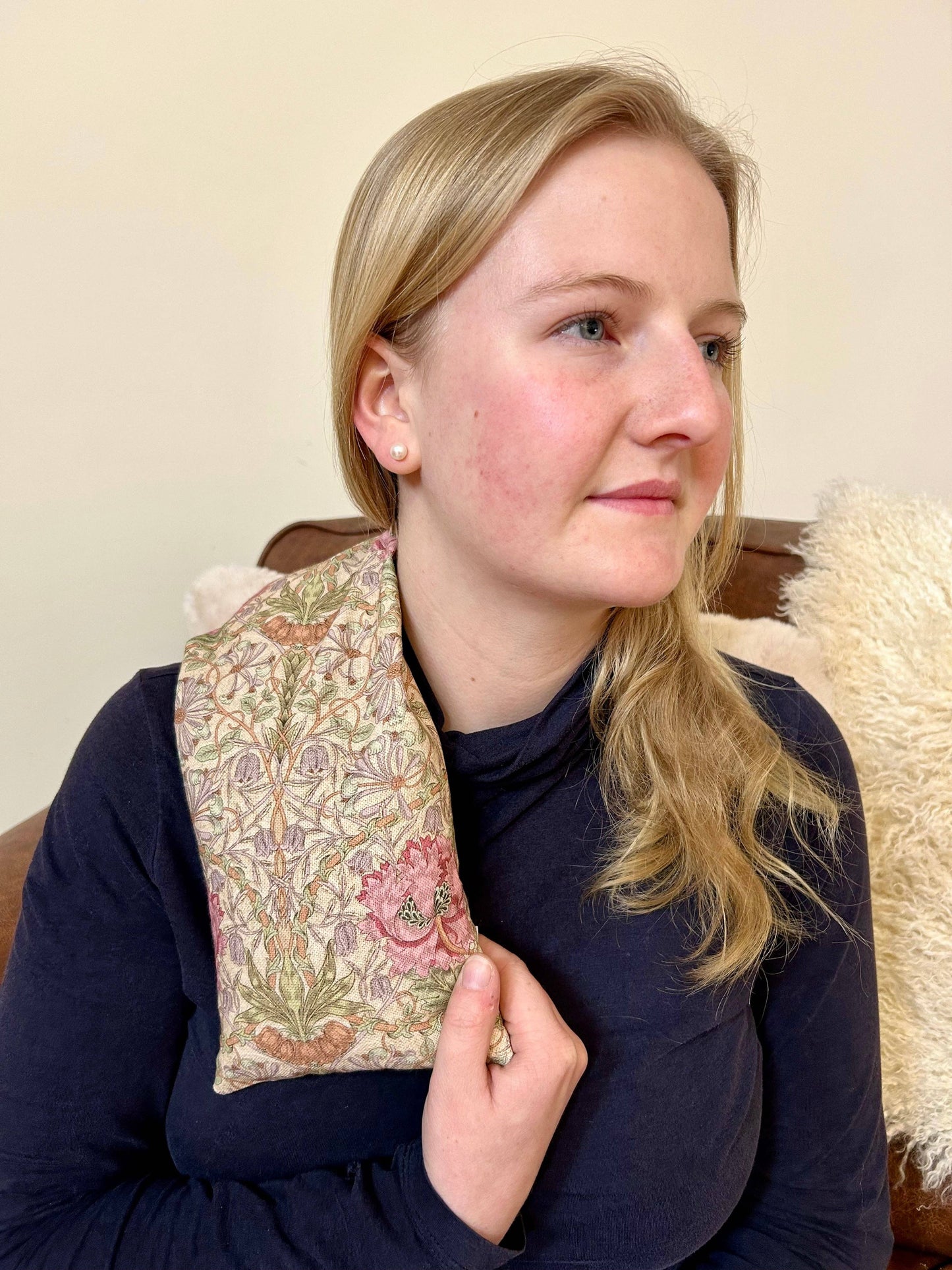 William Morris Honeysuckle Rose Cotton Wheat Bag: Lavender