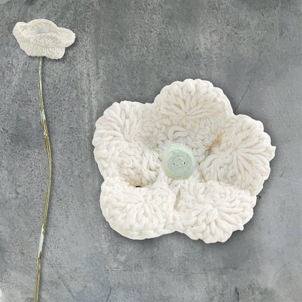Crochet flower - cream petals