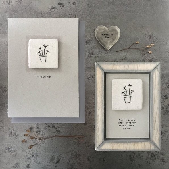 Embroidered card - Sending Hugs