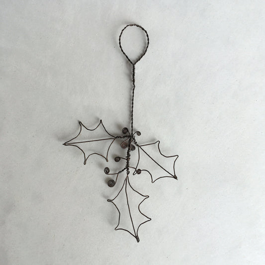 Handmade Rusty wire Holly