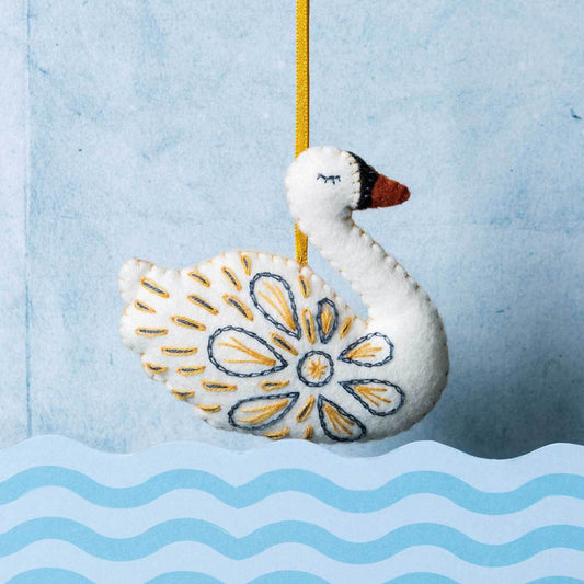 Felt Craft Swan -a- Swimming Mini Kit